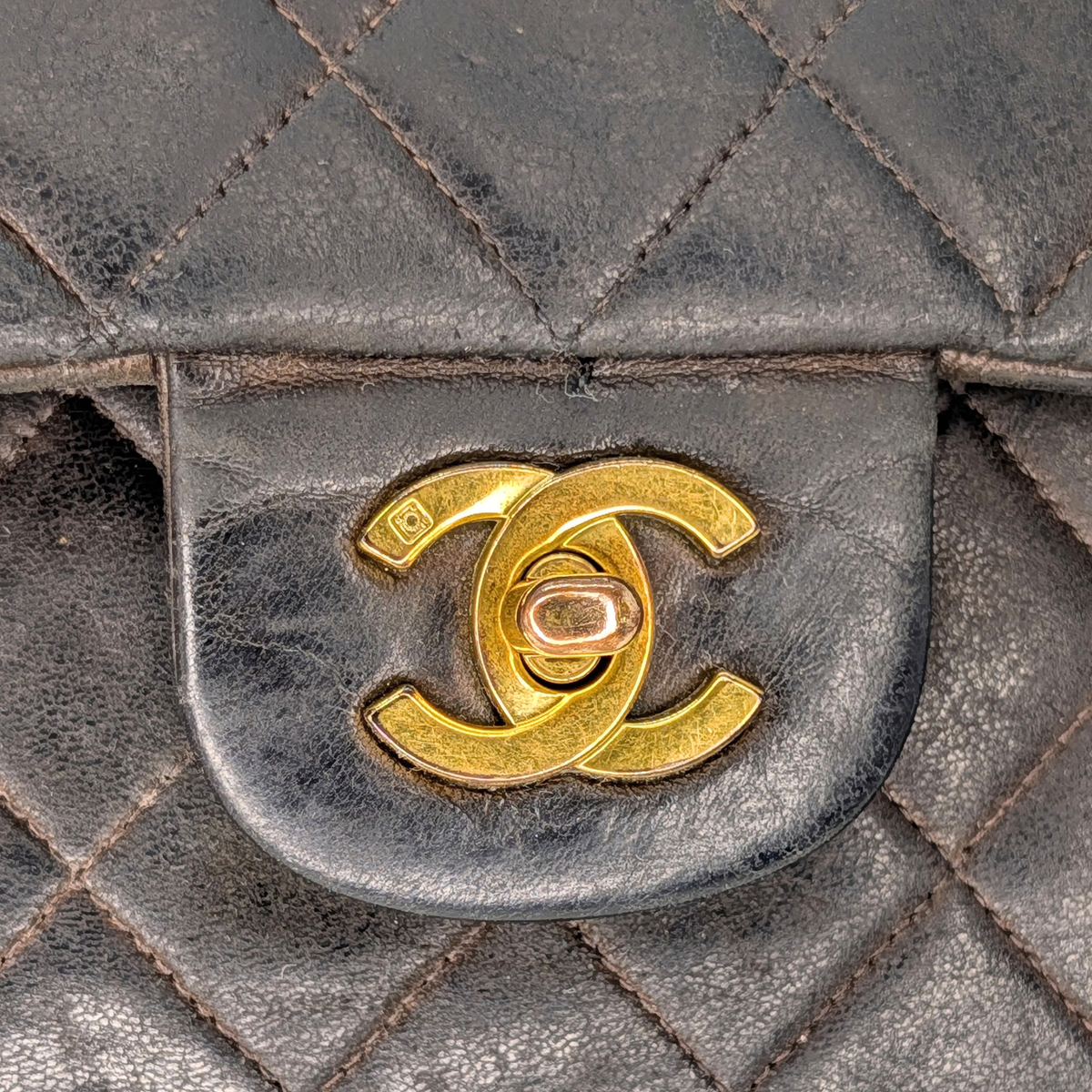 Chanel Vintage Classic Double Flap Medium Lambskin Black