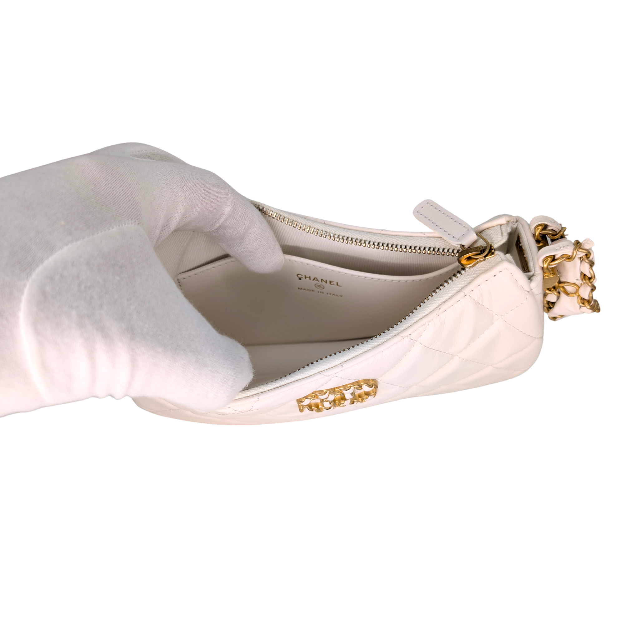 Chanel 19 Hobo Shoulder Bag White