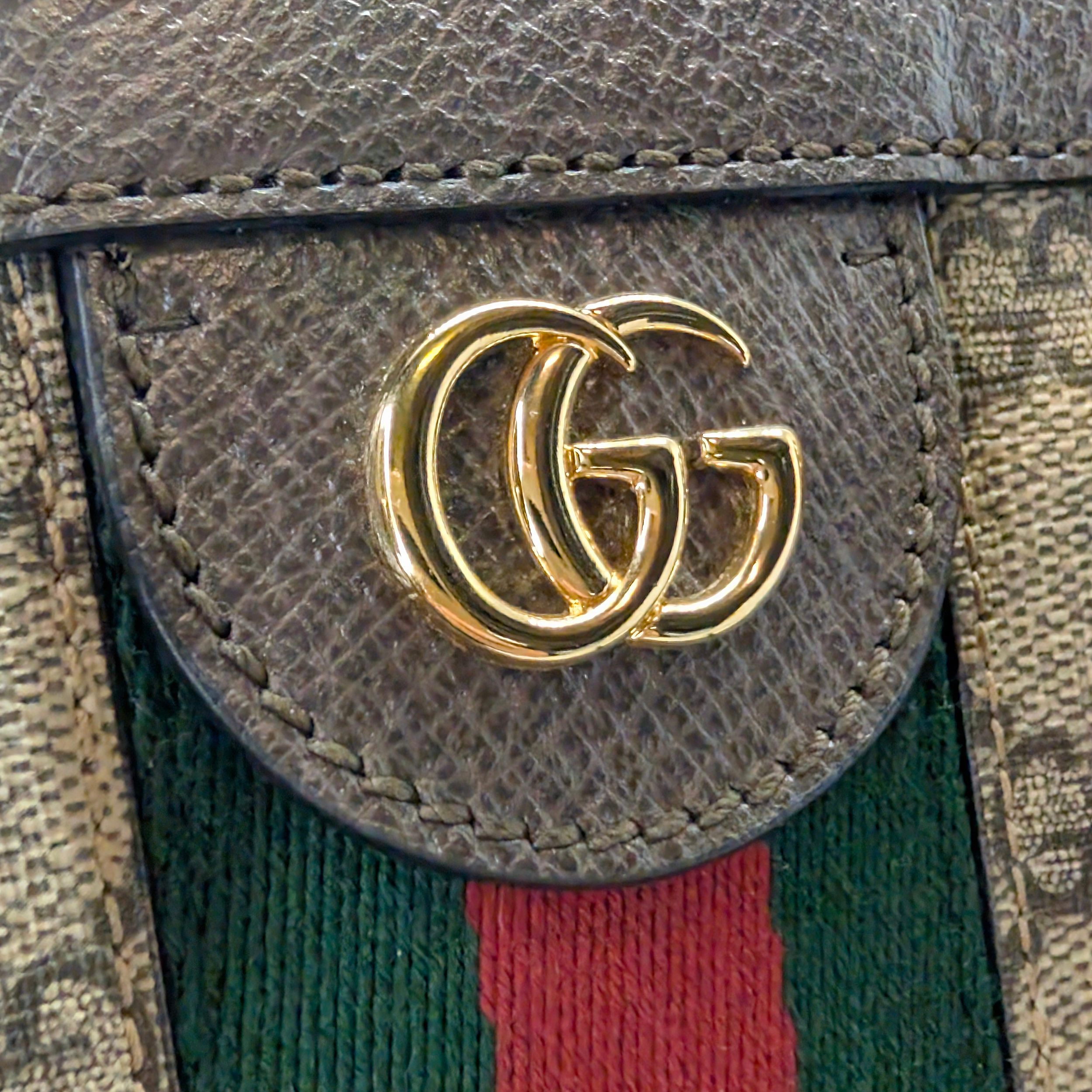 حقيبة توت صغيرة أوفيديا GG سوبريم من غوتشي