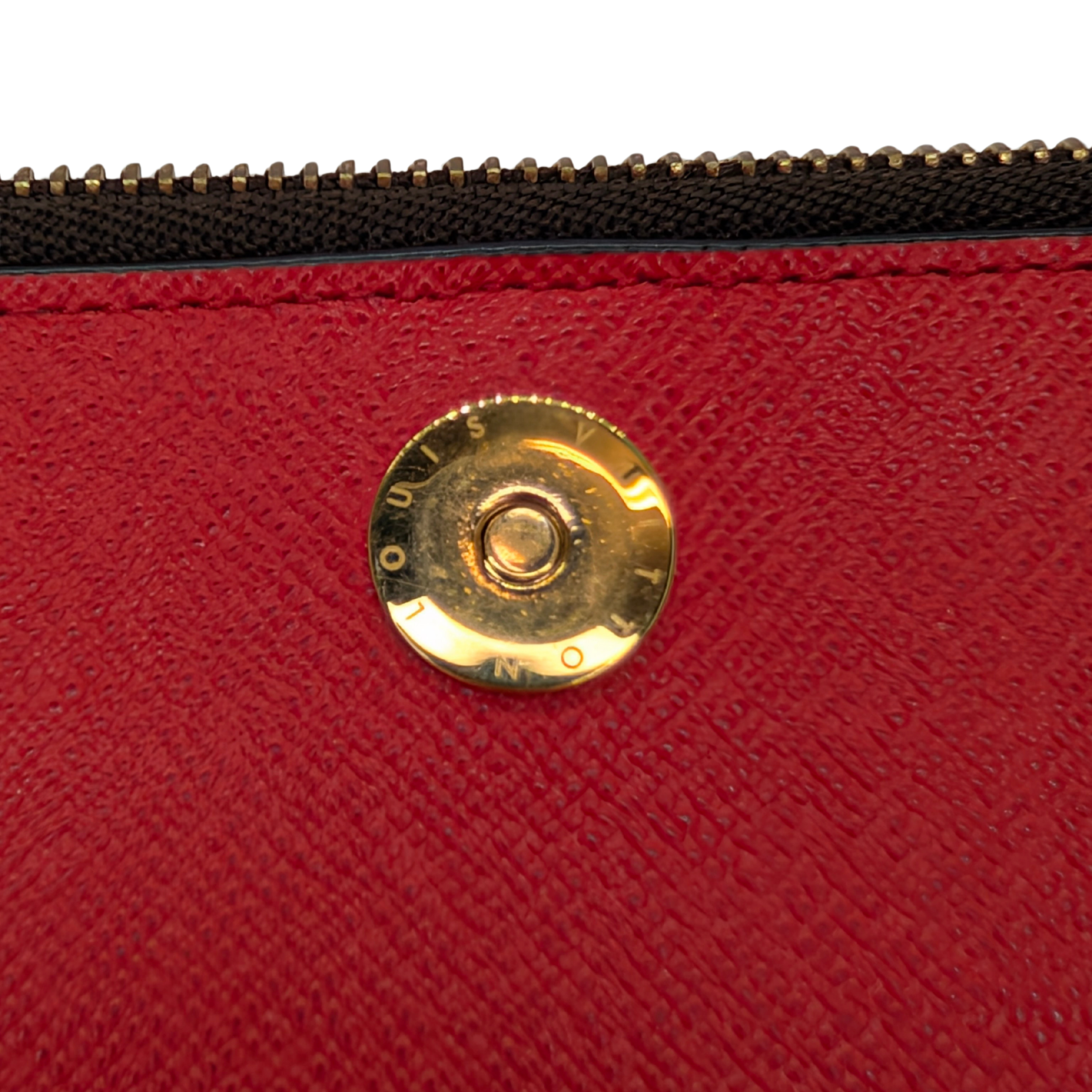 محفظة Adele من Louis Vuitton بقماش Monogram بلون Coquelicot