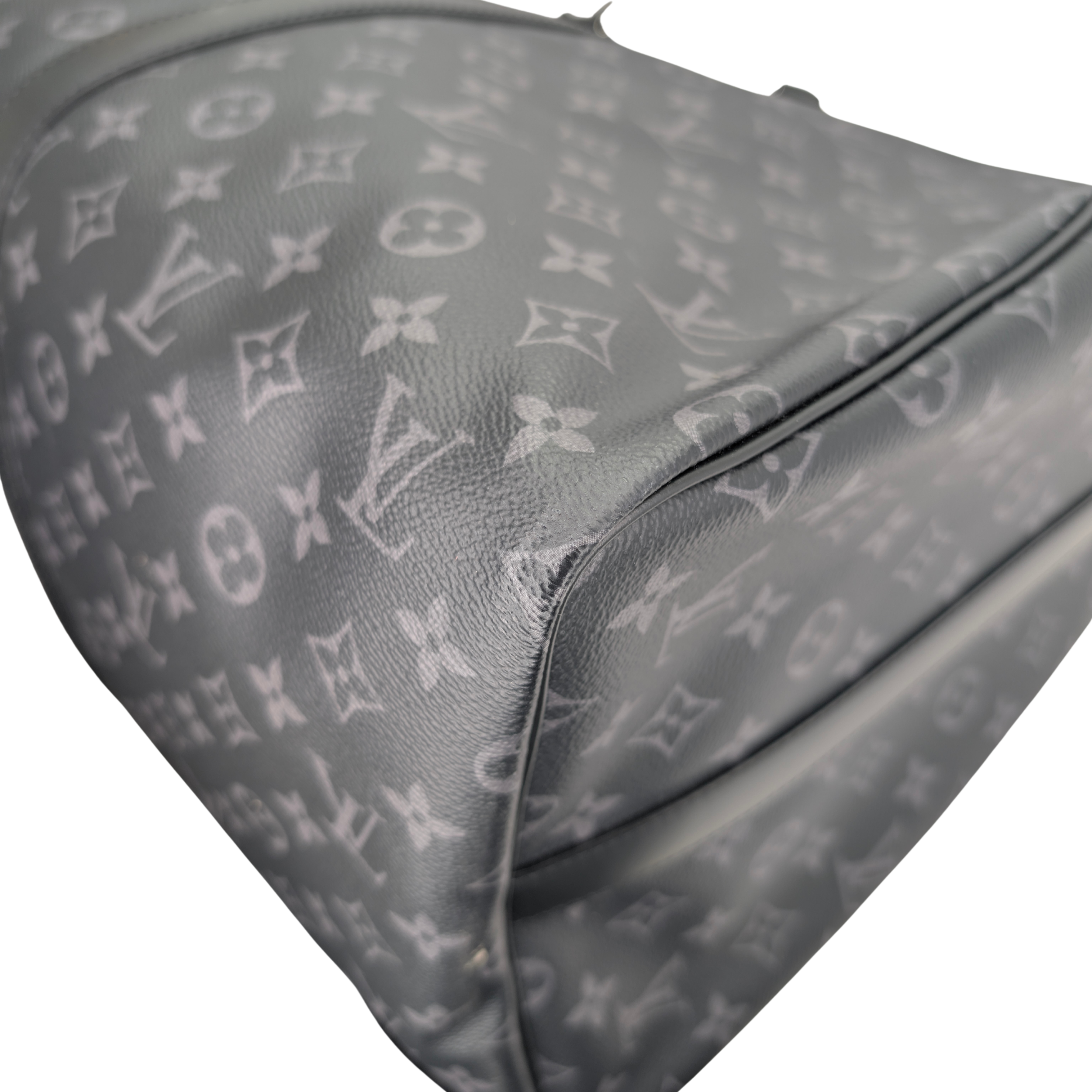 Louis Vuitton Keepall Bandoulière 55 Monogram Eclipse فحمي أسود