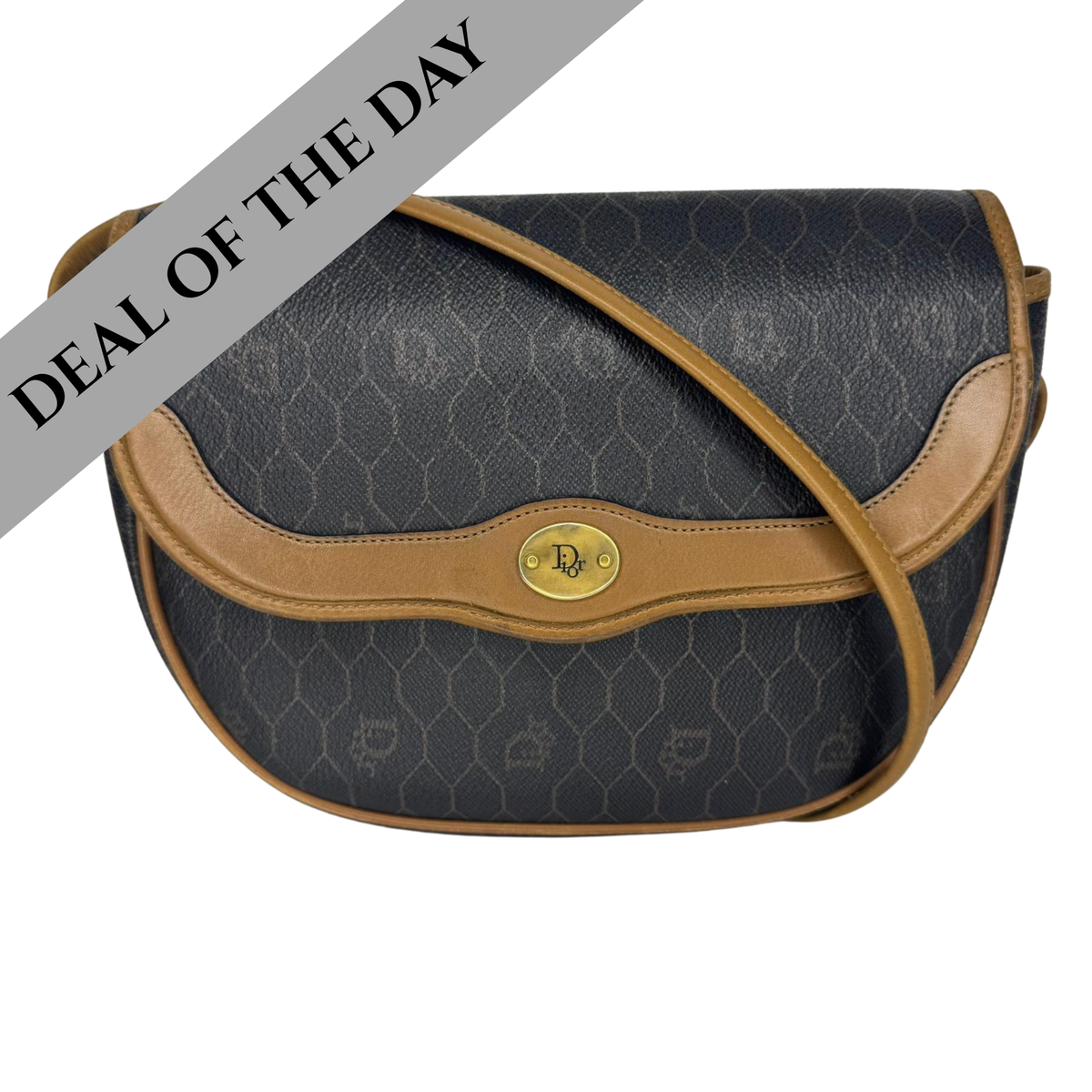 صفقة اليوم - حقيبة كتف كريستيان ديور كانفاس هوني كومب
