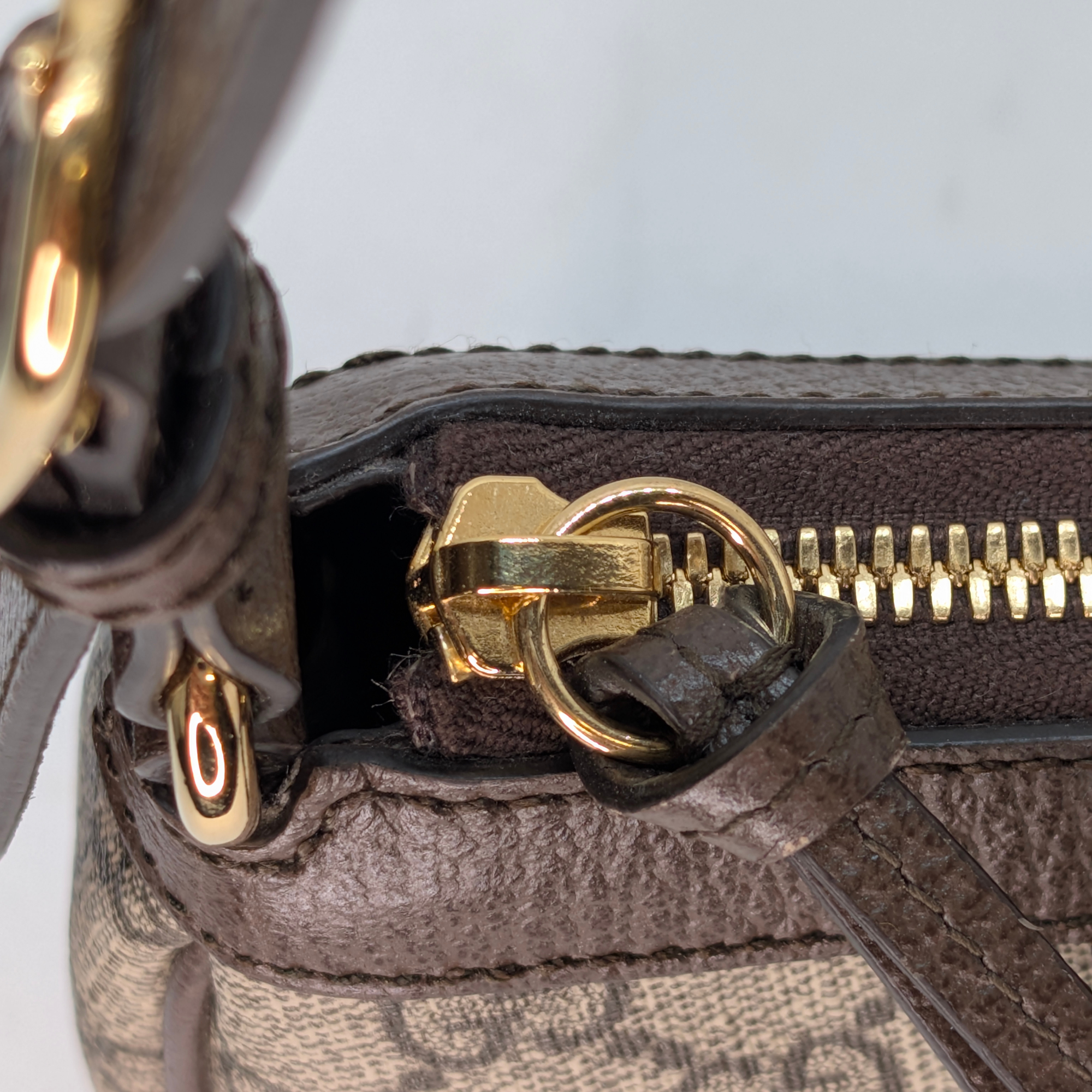 Gucci Ophidia Small Shoulder Bag Beige