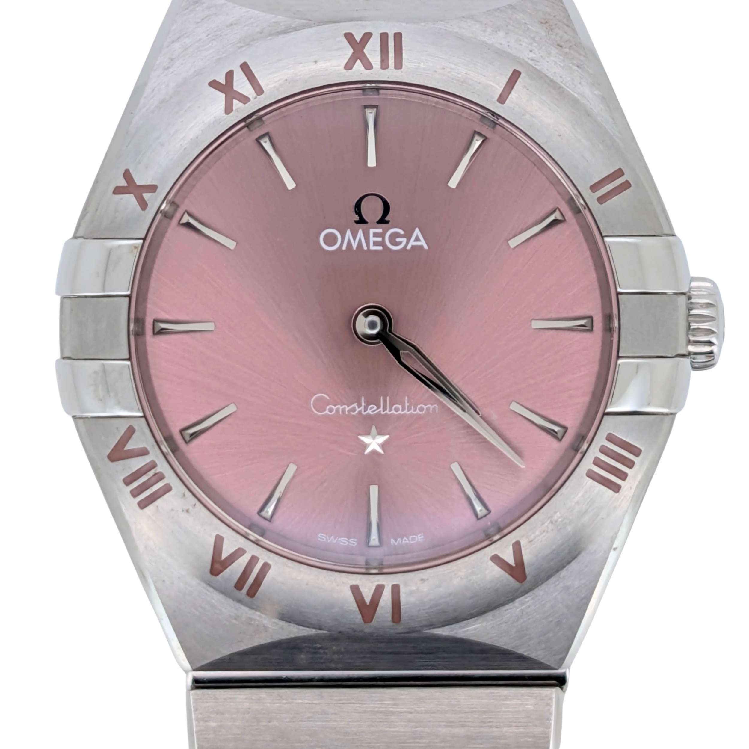 Omega 2022 كونستليشن 28 مم مينا وردي 131.10.28.60.11.001