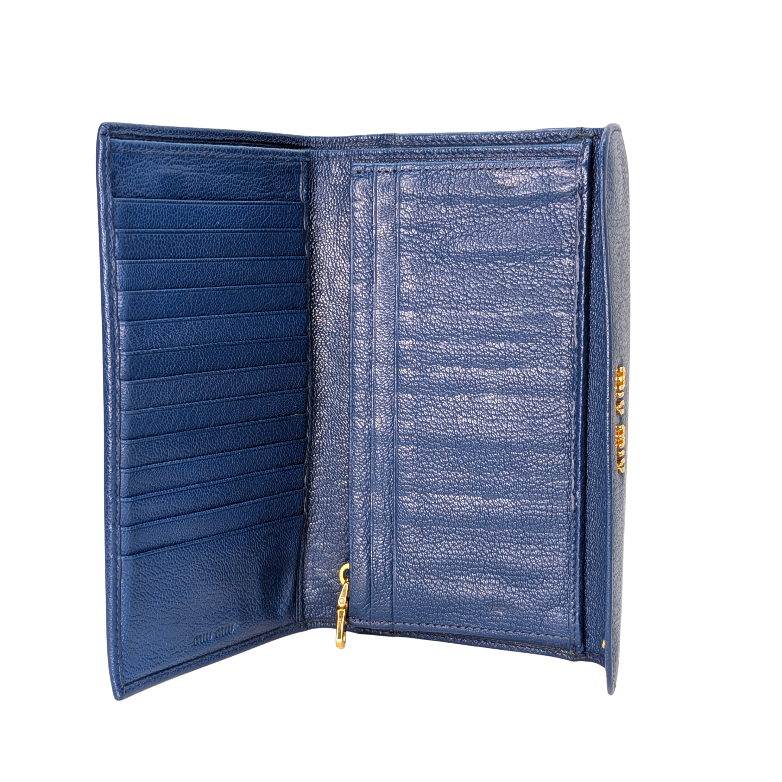Miu Miu Madras Flap Long Wallet من الجلد باللون الأزرق