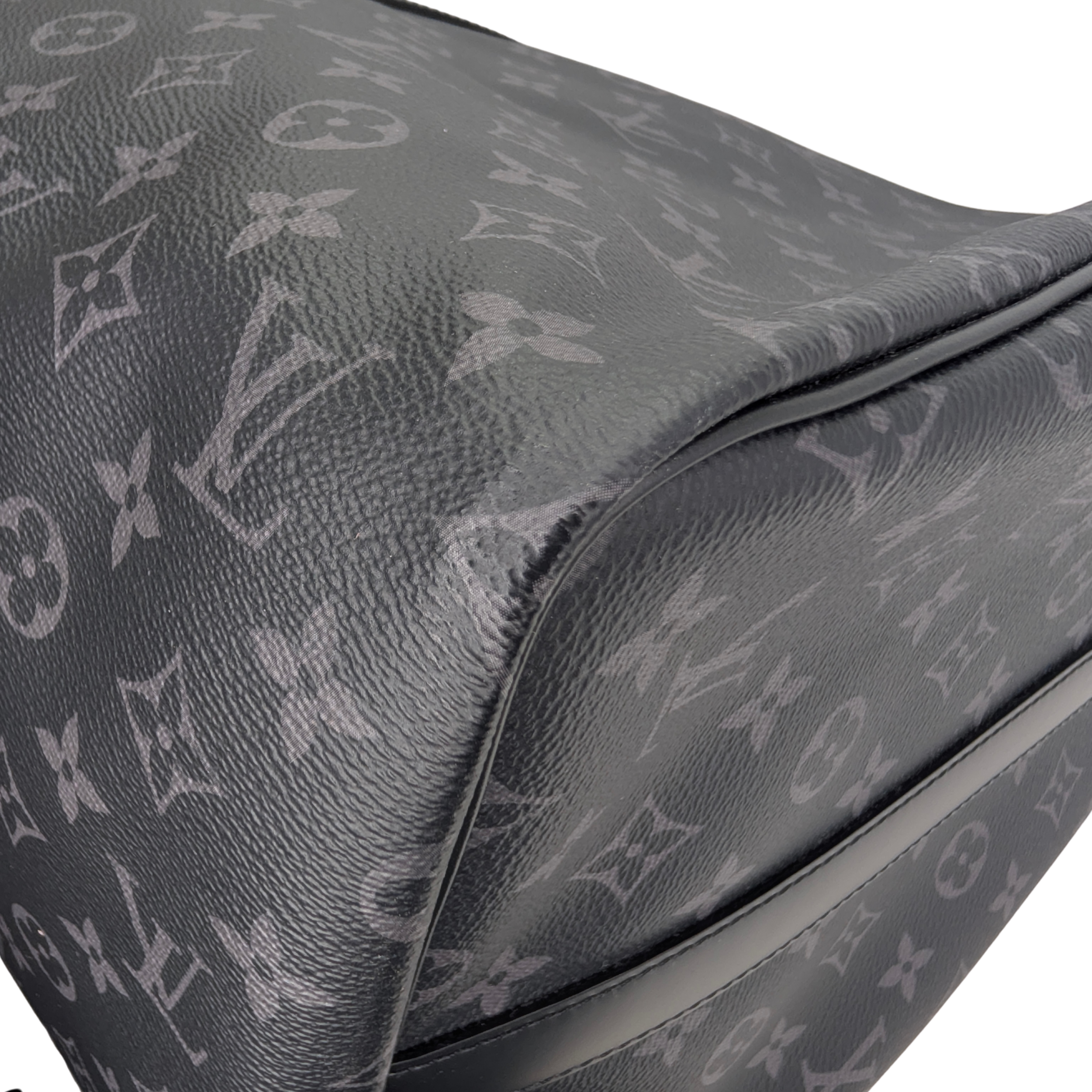 Louis Vuitton Keepall Bandoulière 55 Monogram Eclipse فحمي أسود