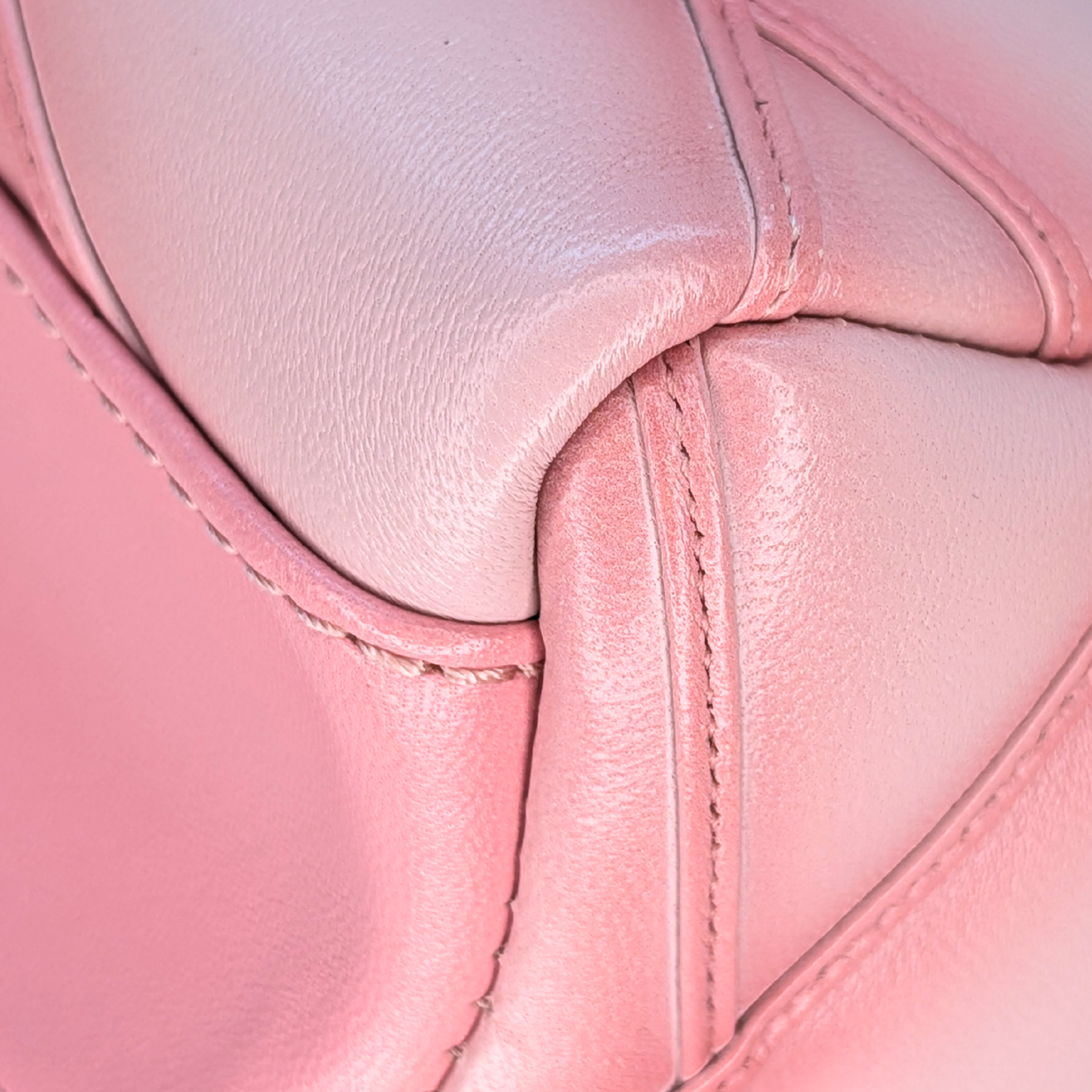 Louis Vuitton Go-14 Raspberry MM Handbag